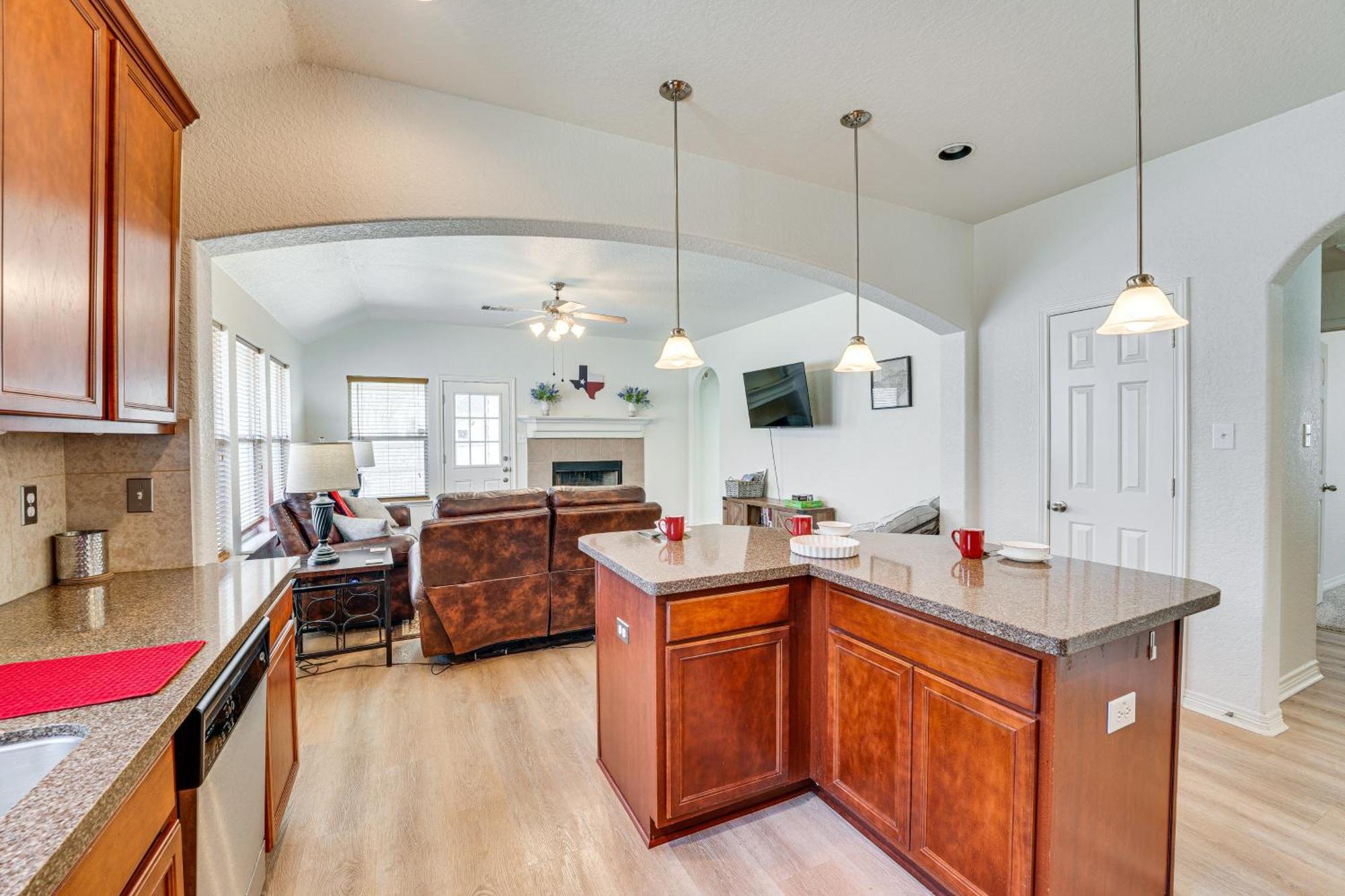 San Antonio Home With Game Room, 9 Mi To Seaworld! Εξωτερικό φωτογραφία